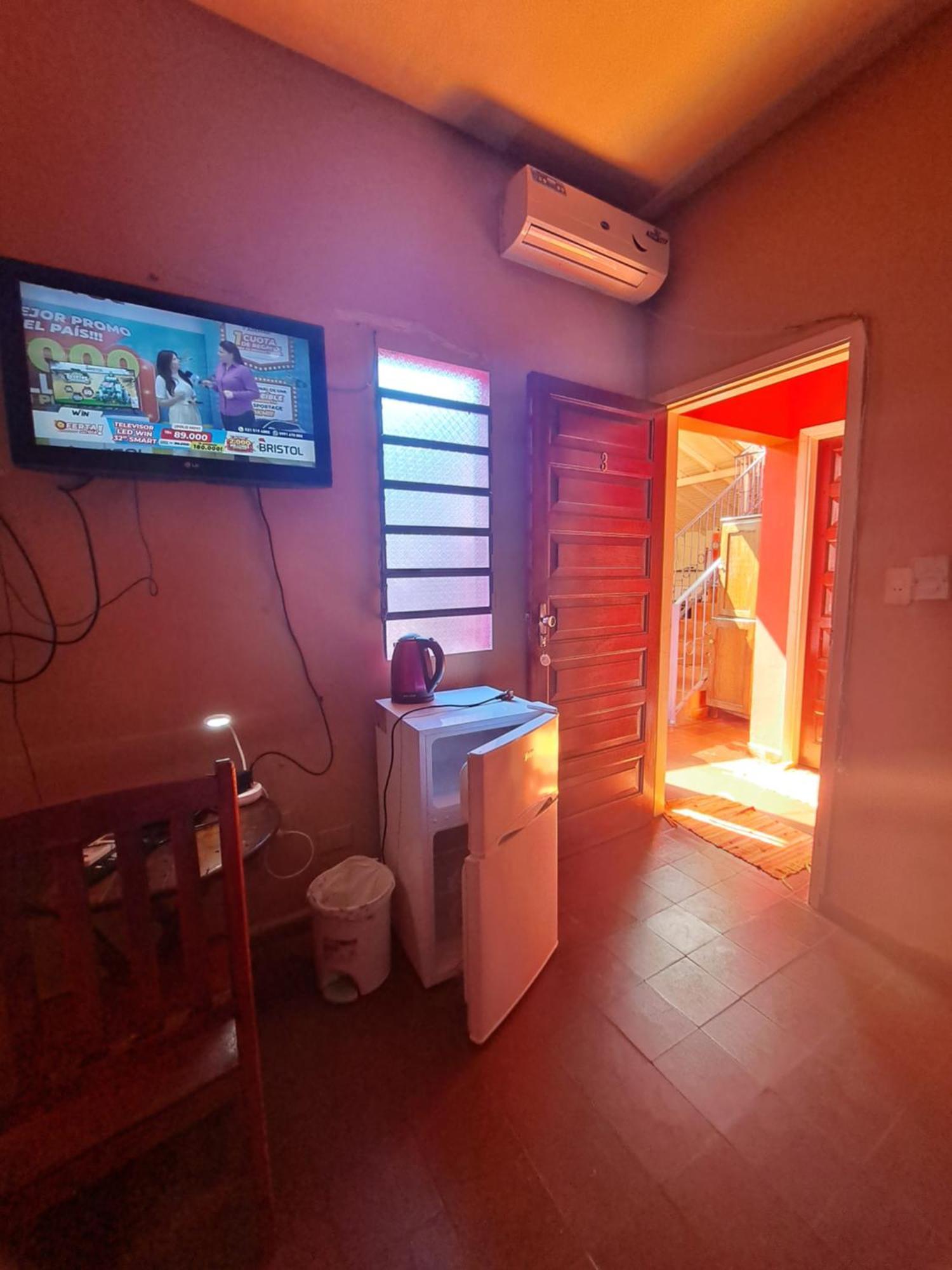 Hummingbird Hostel سيوداد ديل إستي المظهر الخارجي الصورة