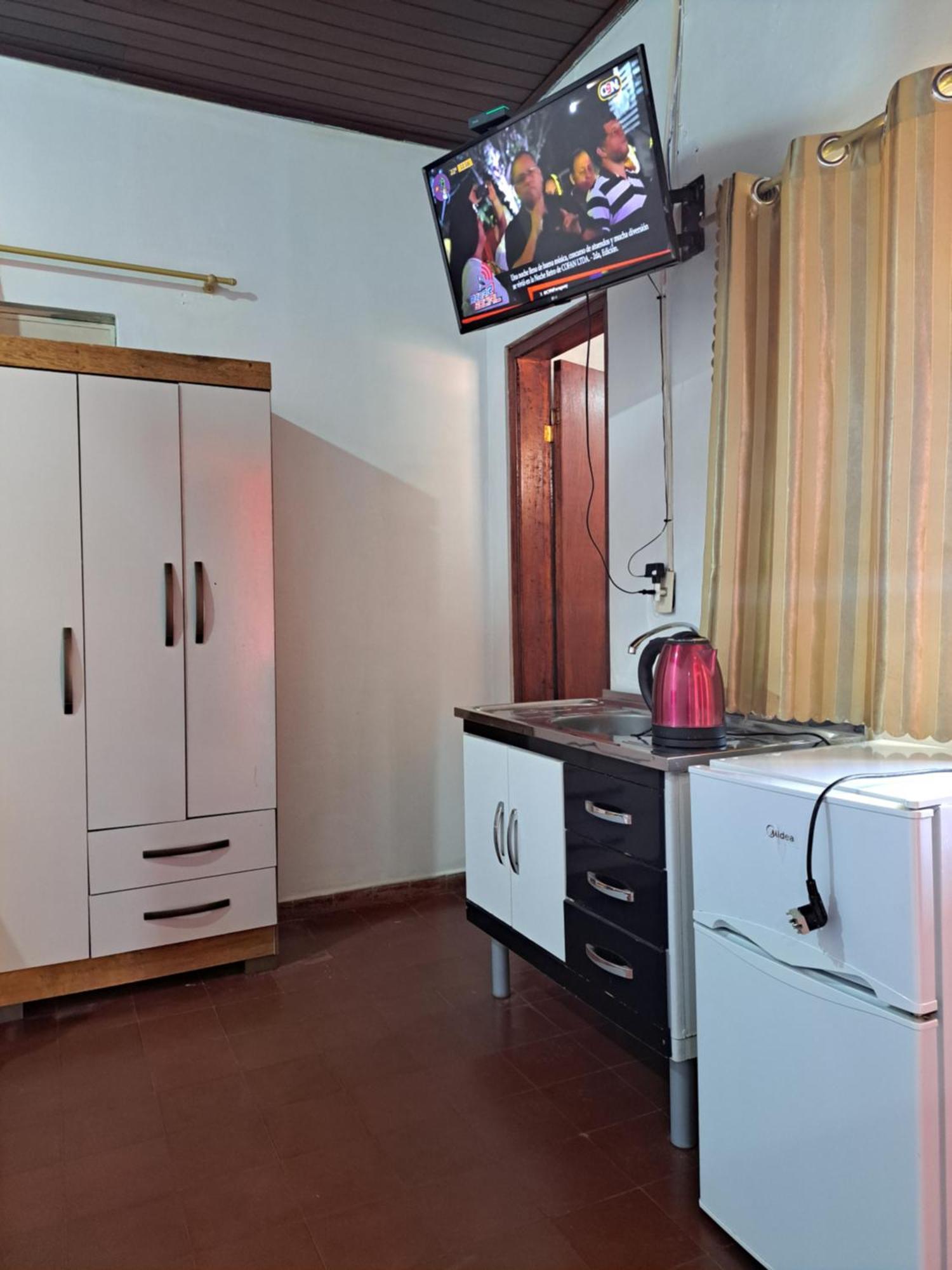 Hummingbird Hostel سيوداد ديل إستي المظهر الخارجي الصورة
